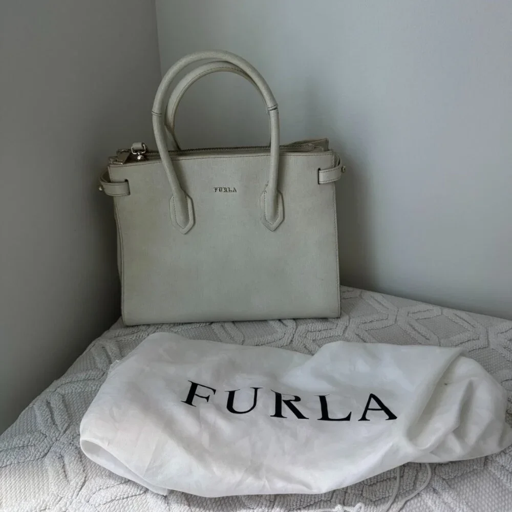 Furla Tote Crossbody - Picture 2 of 9